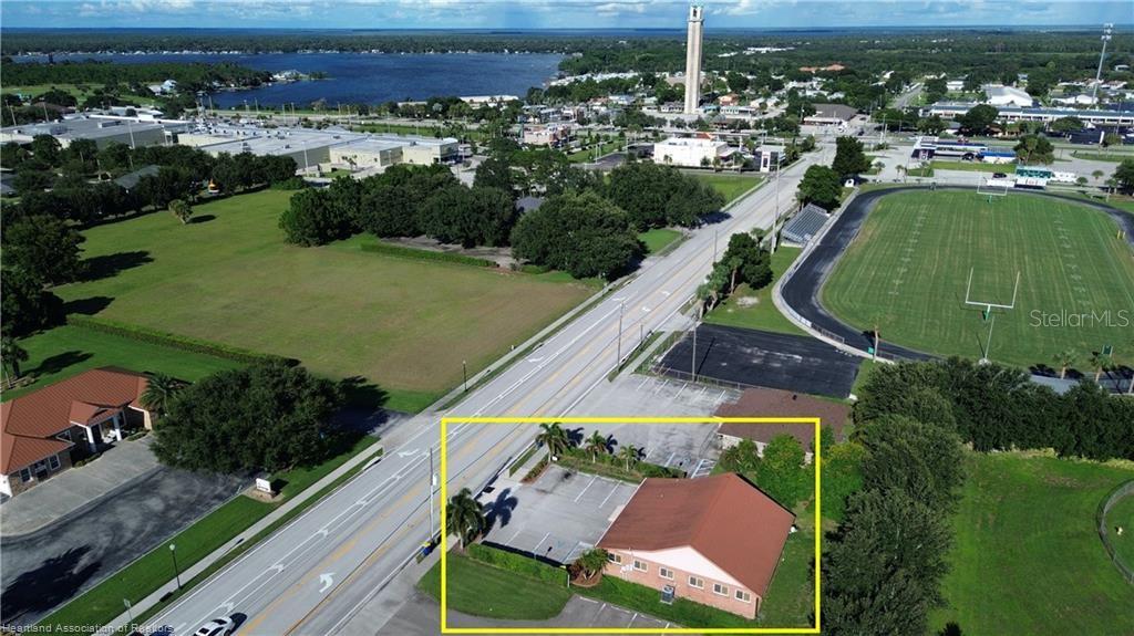 Image 2 of 23 For 308 Dal Hall Boulevard