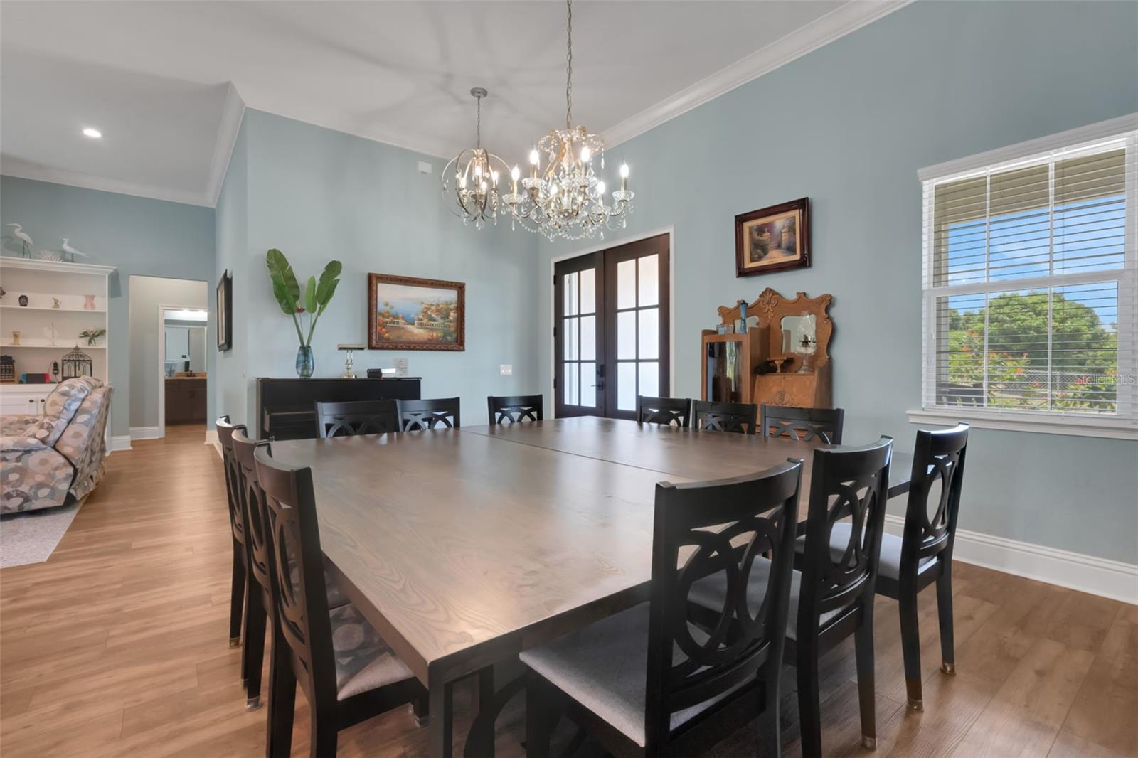 Image 3 of 39 For 1 Brogden Court Se