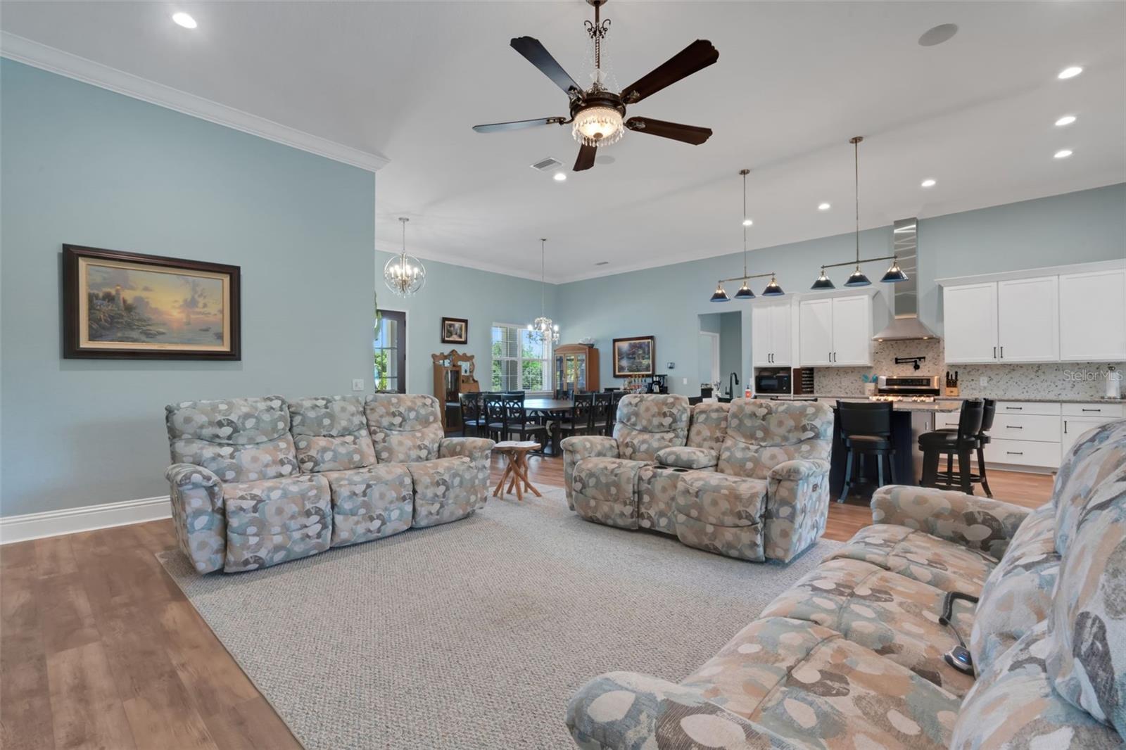 Image 5 of 39 For 1 Brogden Court Se