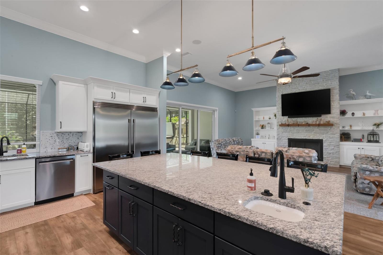 Image 6 of 39 For 1 Brogden Court Se