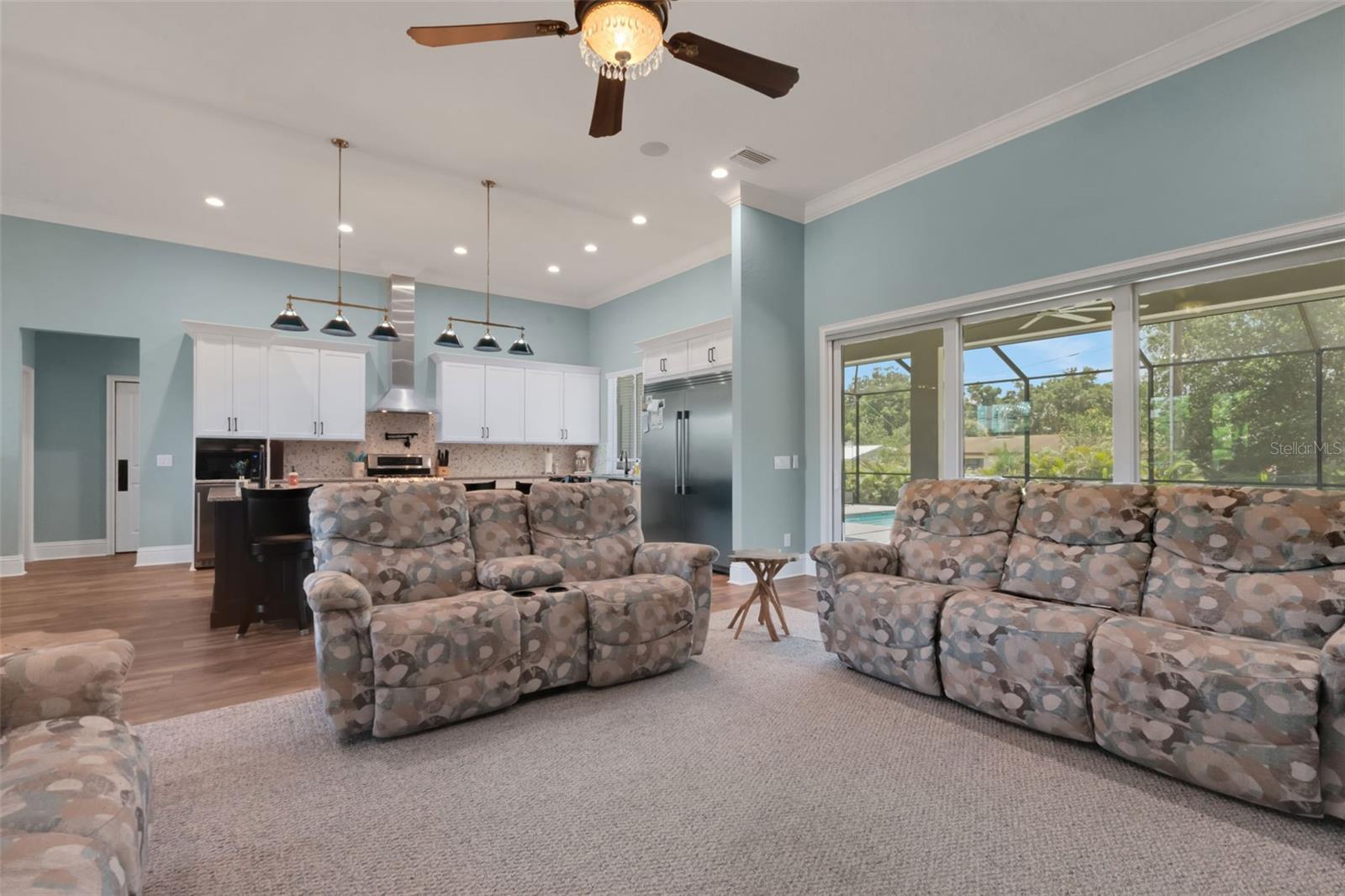 Image 9 of 39 For 1 Brogden Court Se