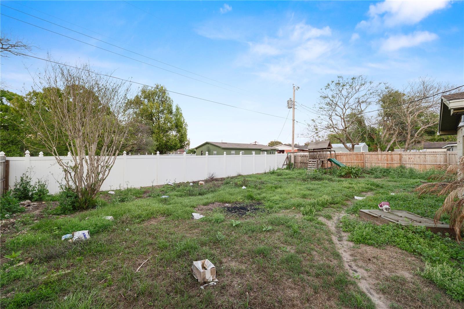 Image 17 of 17 For 3449 Doreen Drive