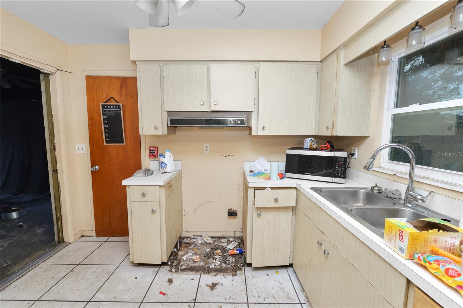 Image 7 of 17 For 3449 Doreen Drive