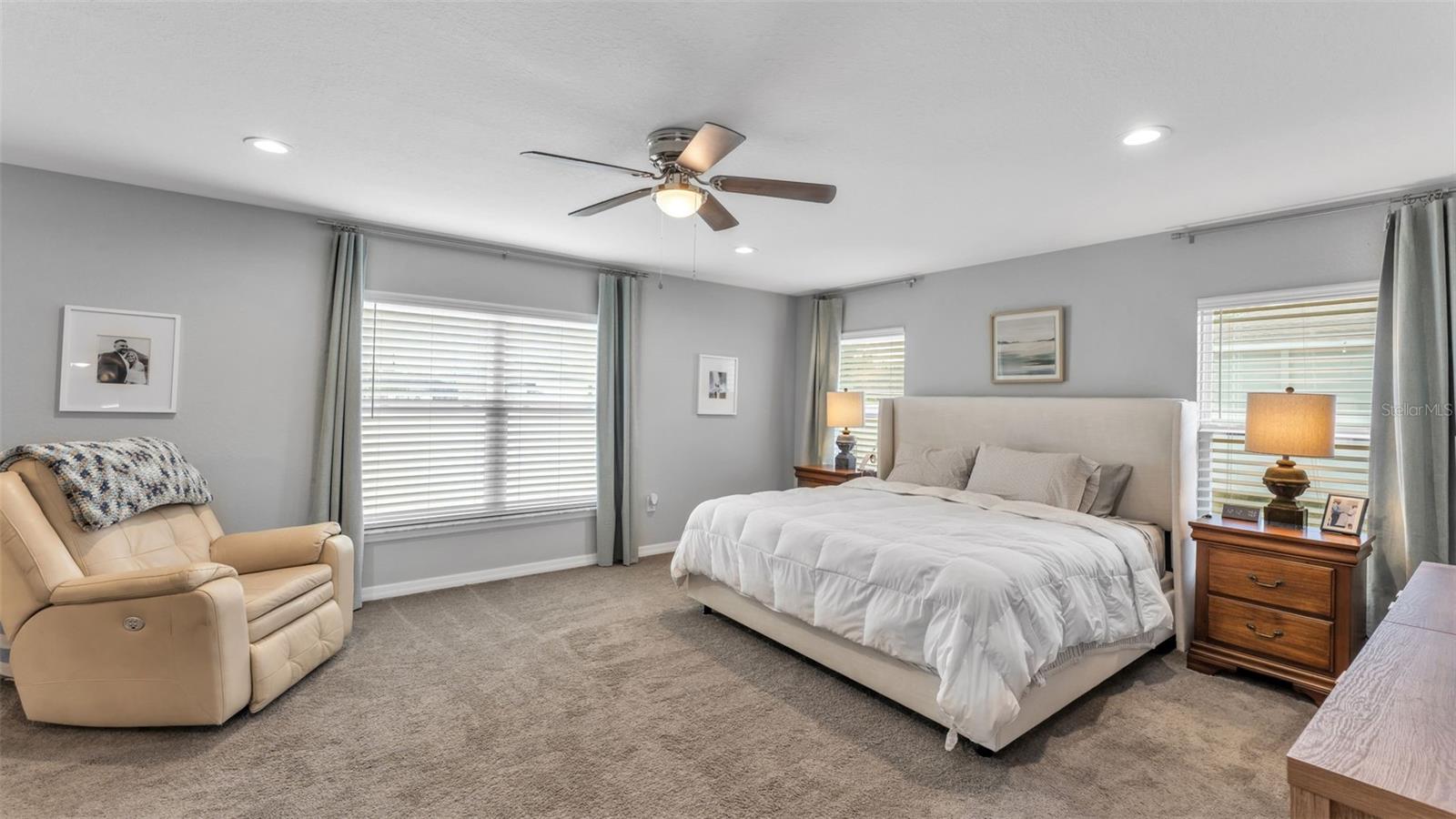 Image 13 of 39 For 6796 Hampshire Boulevard