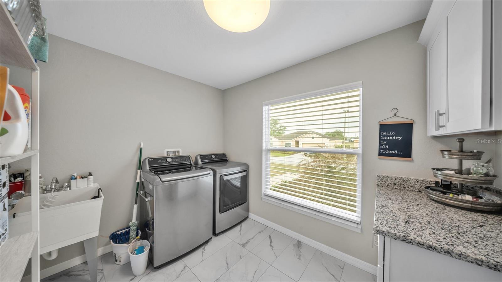 Image 23 of 39 For 6796 Hampshire Boulevard