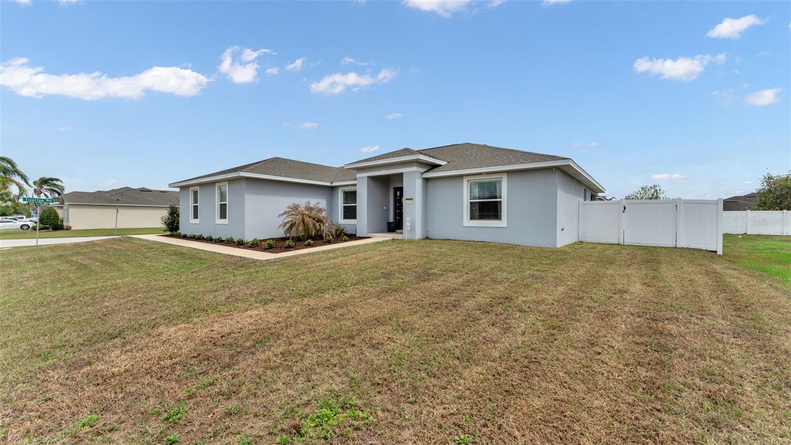 Image 28 of 39 For 6796 Hampshire Boulevard