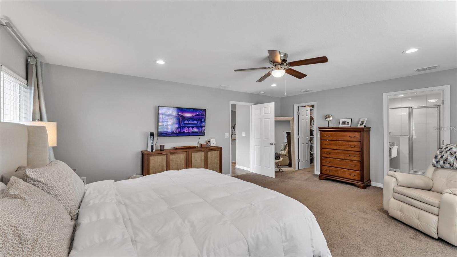 Image 4 of 39 For 6796 Hampshire Boulevard