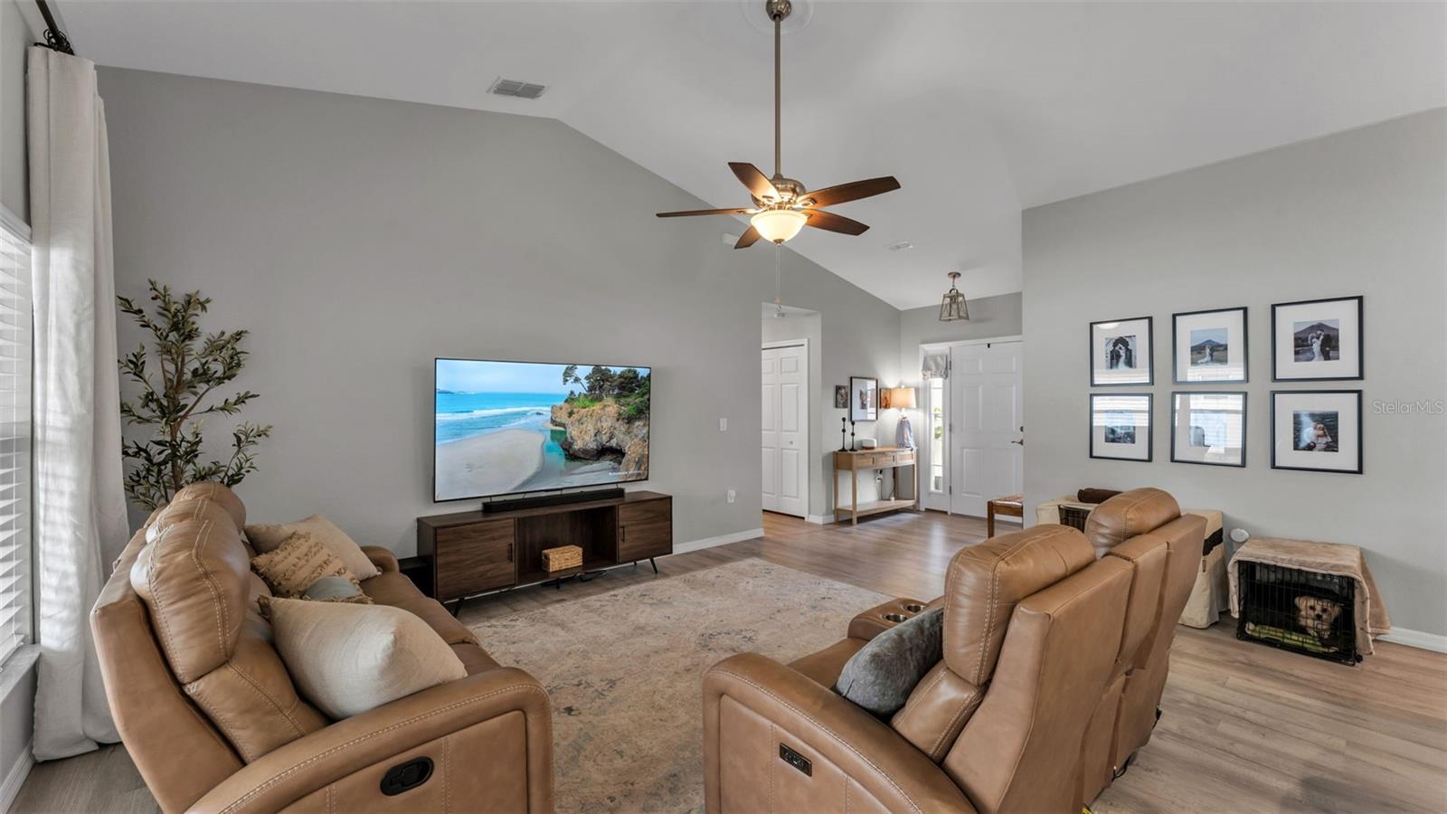 Image 6 of 39 For 6796 Hampshire Boulevard