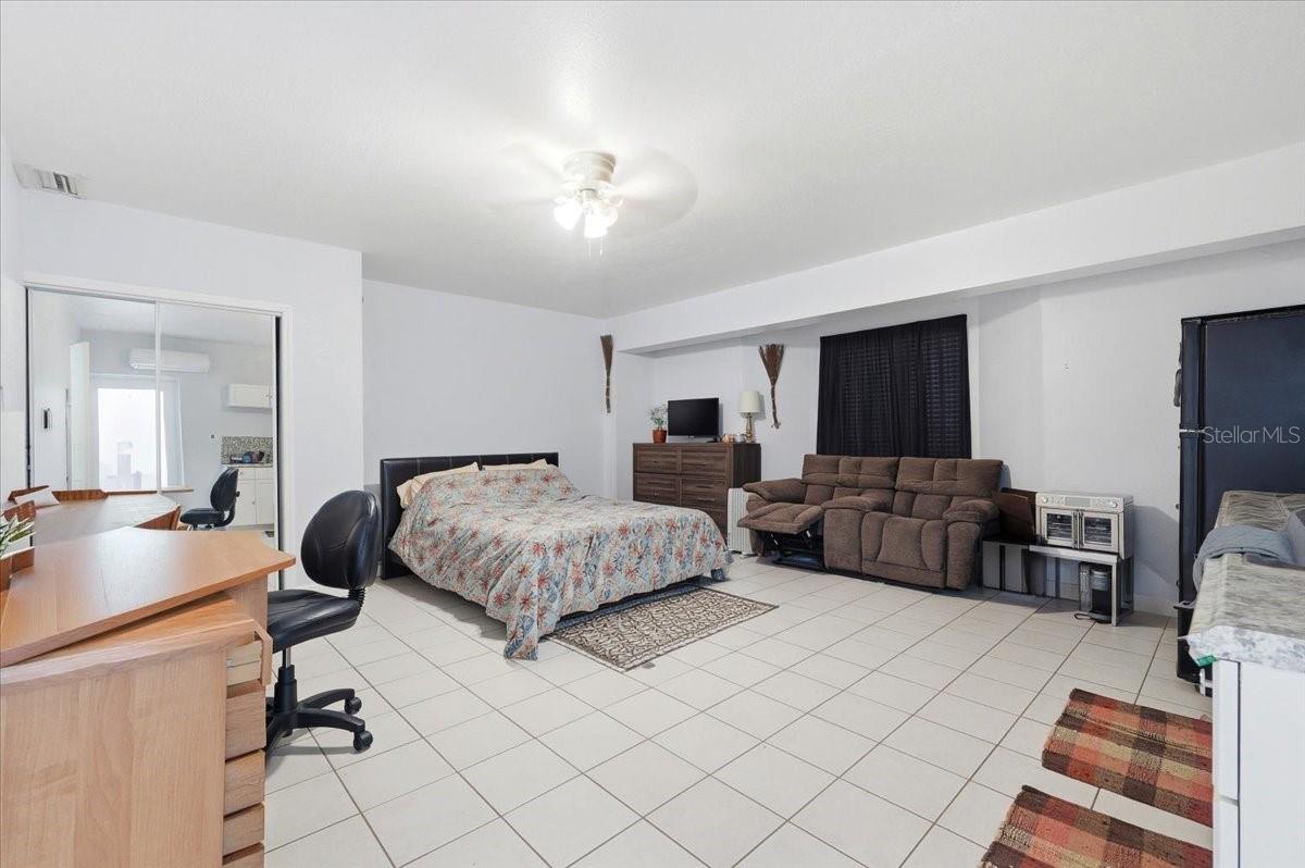 Image 20 of 33 For 3011 Chabett Avenue