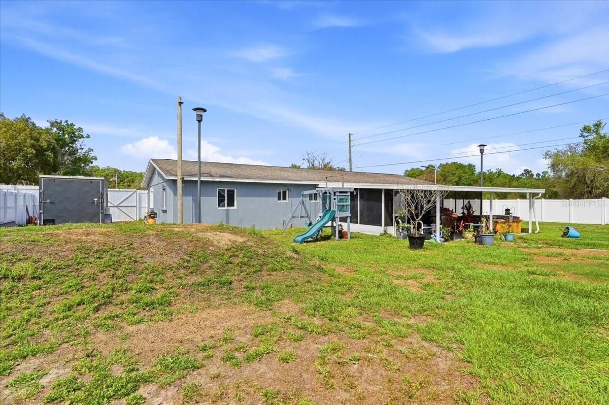 Image 27 of 33 For 3011 Chabett Avenue