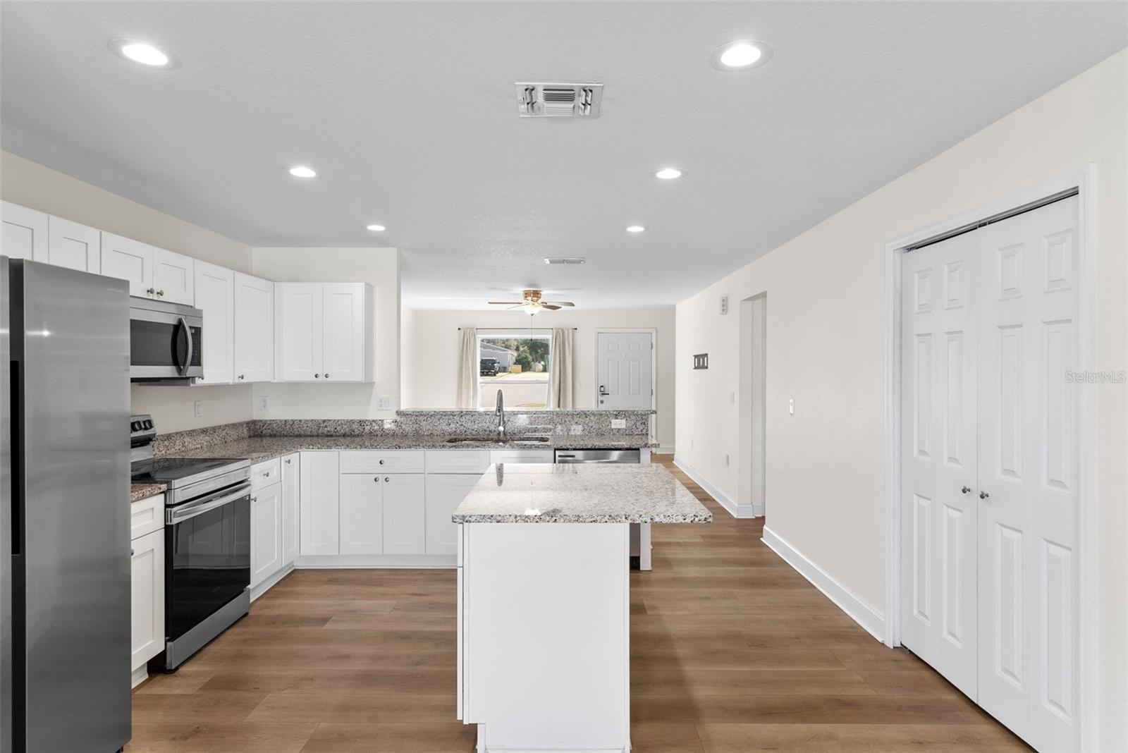 Image 10 of 28 For 317 Courtland Street