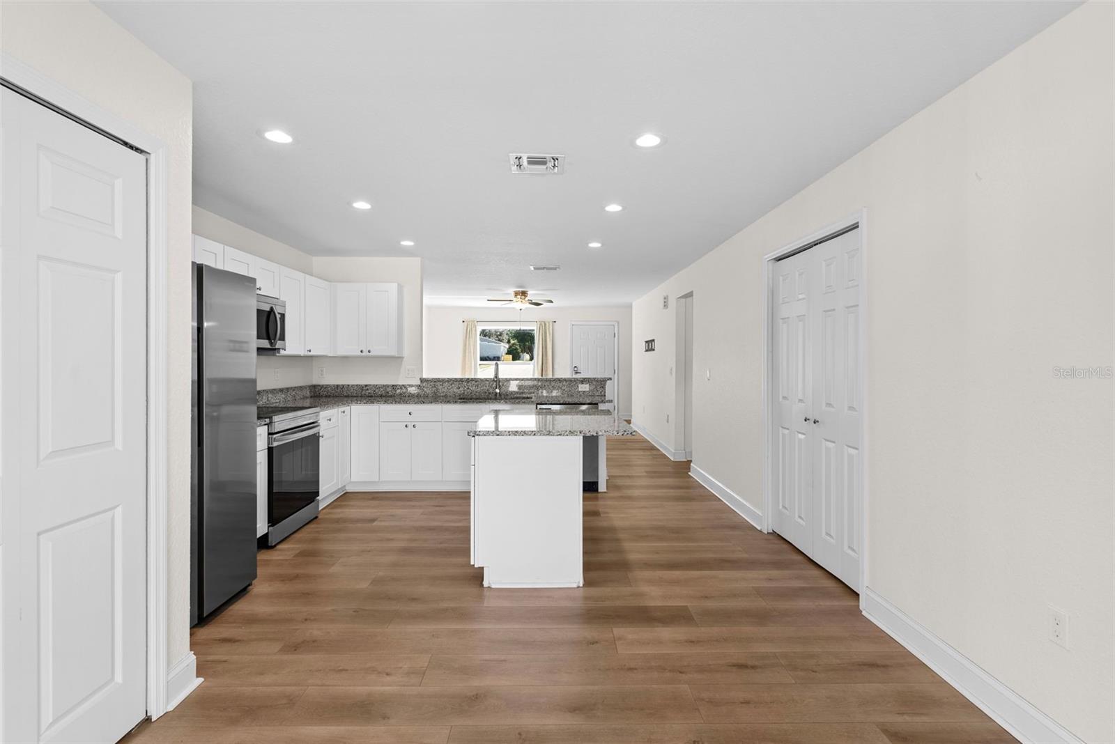 Image 12 of 28 For 317 Courtland Street