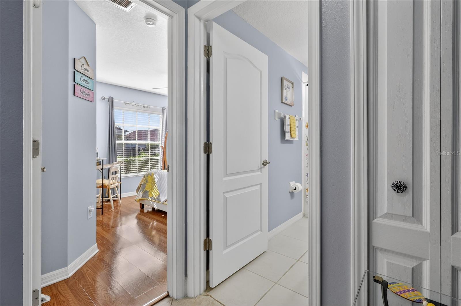 Image 11 of 57 For 3881 Hampton Hills Drive