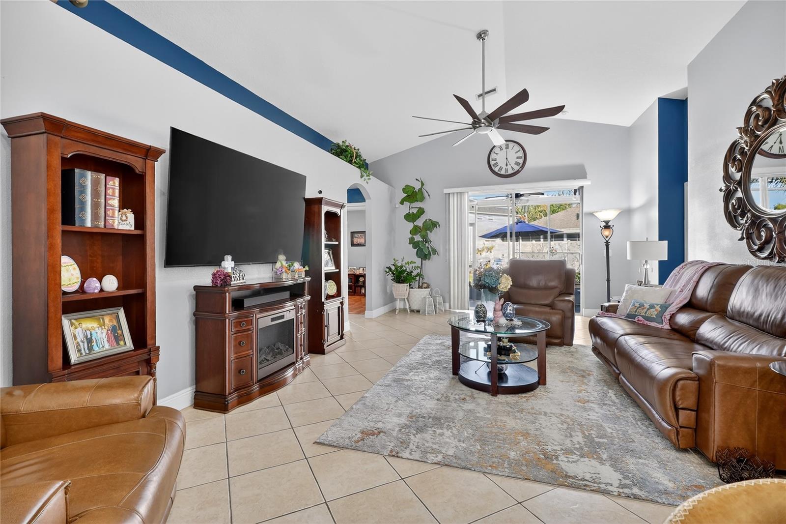 Image 27 of 57 For 3881 Hampton Hills Drive