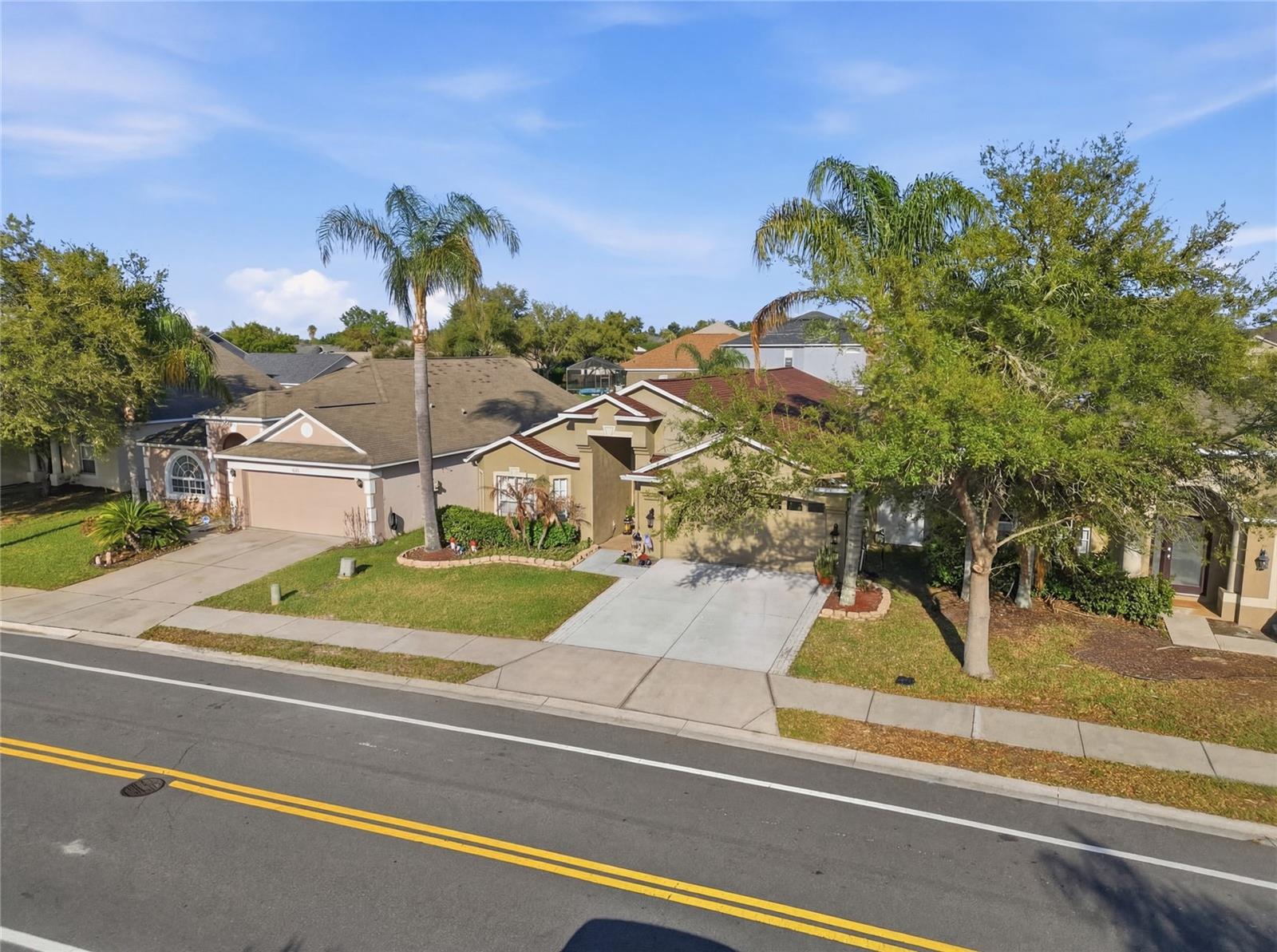 Image 6 of 57 For 3881 Hampton Hills Drive