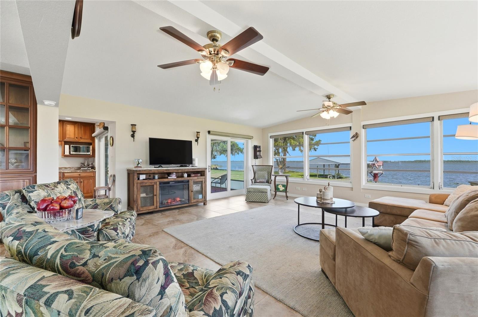 Image 13 of 67 For 8342 Lake Marion Road