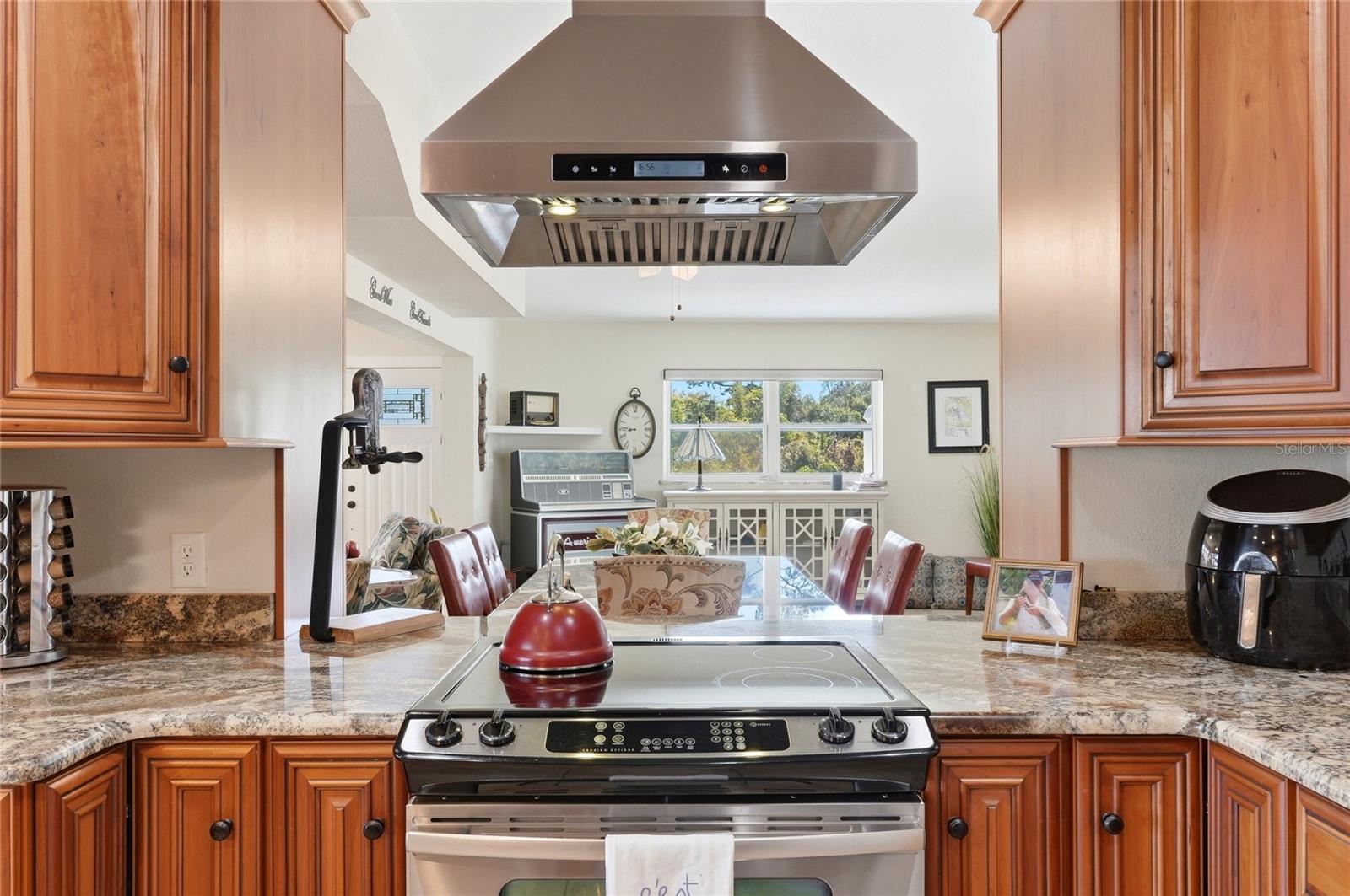 Image 20 of 67 For 8342 Lake Marion Road