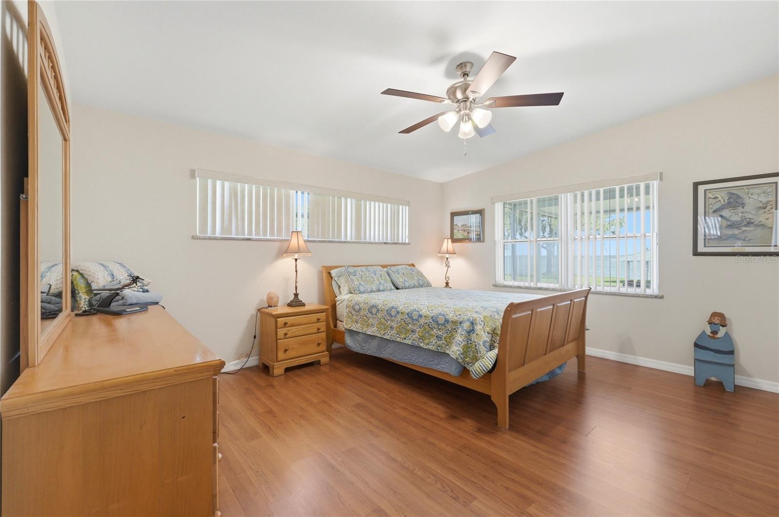 Image 32 of 67 For 8342 Lake Marion Road