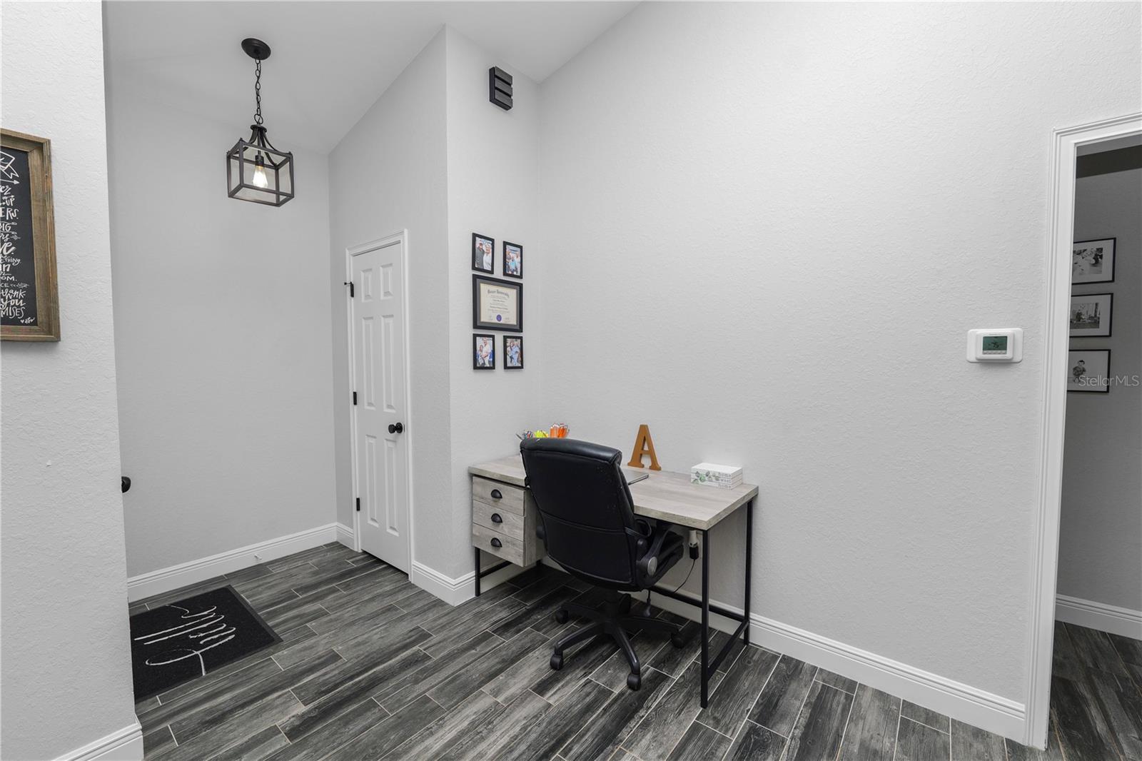 Image 11 of 43 For 113 Mckean Street