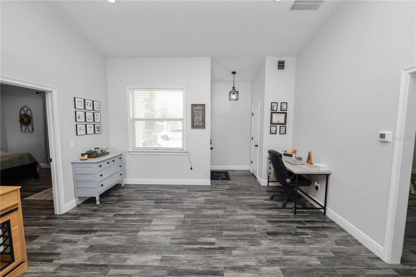 Image 12 of 43 For 113 Mckean Street