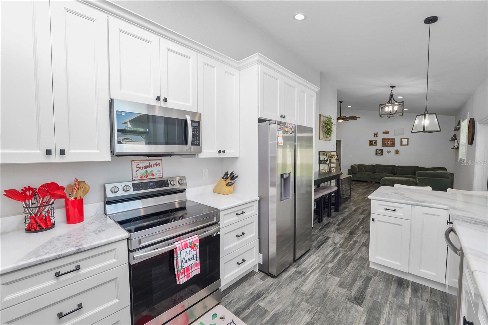 Image 16 of 43 For 113 Mckean Street