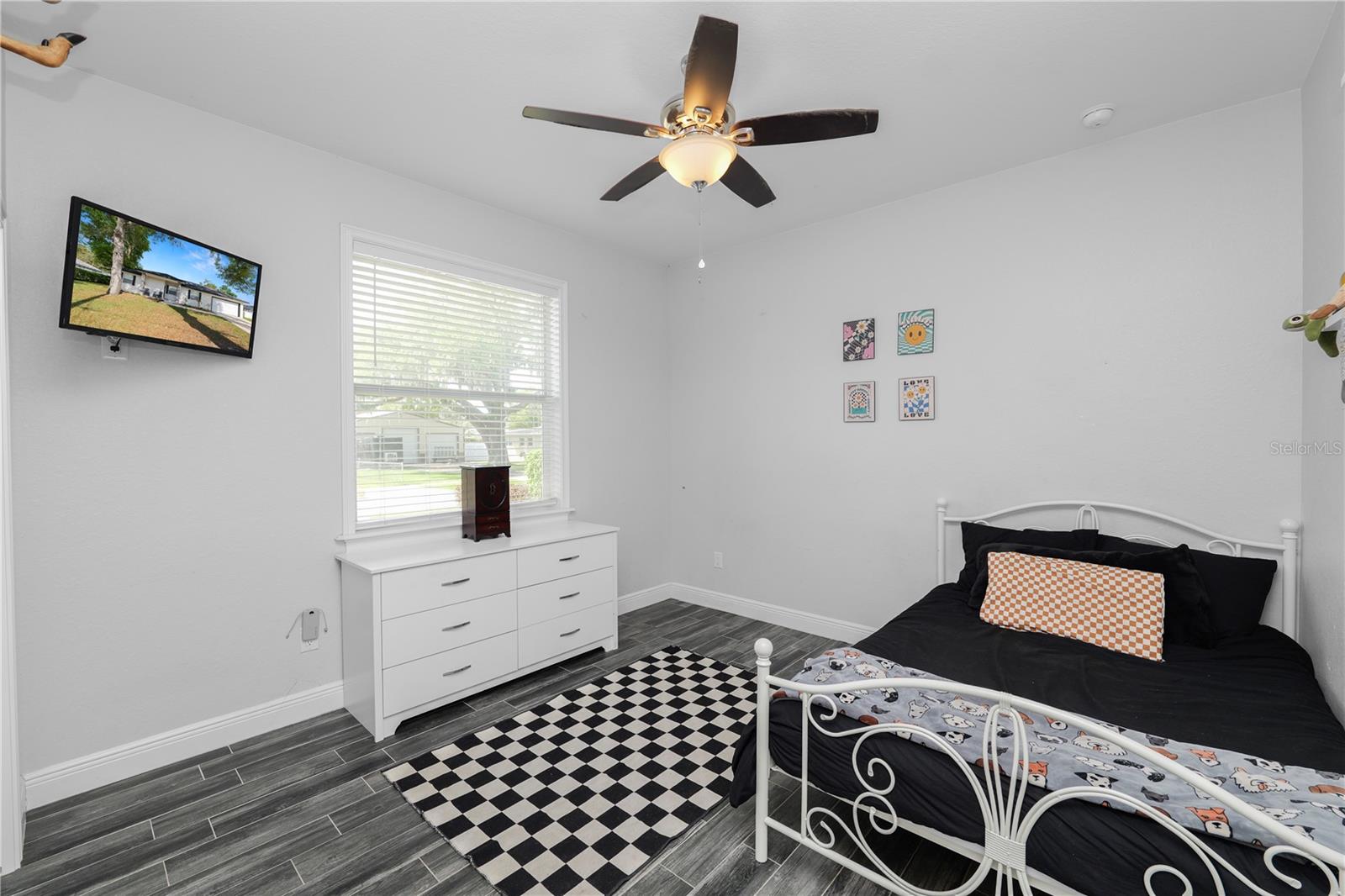 Image 29 of 43 For 113 Mckean Street