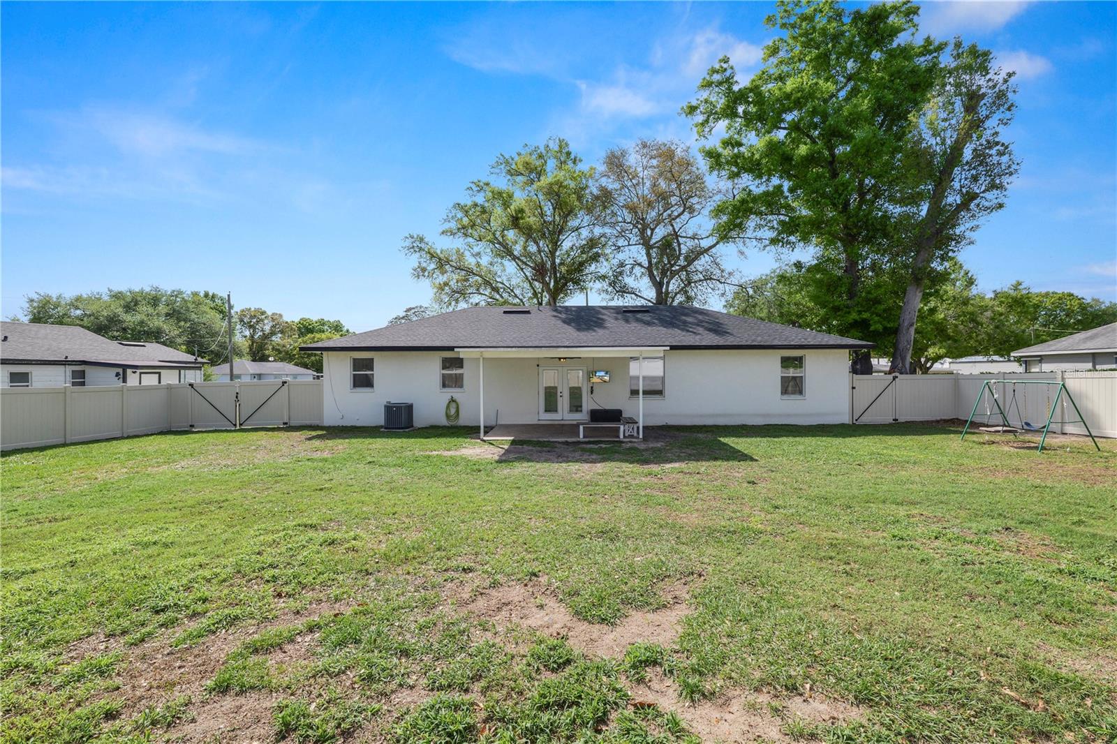 Image 39 of 43 For 113 Mckean Street