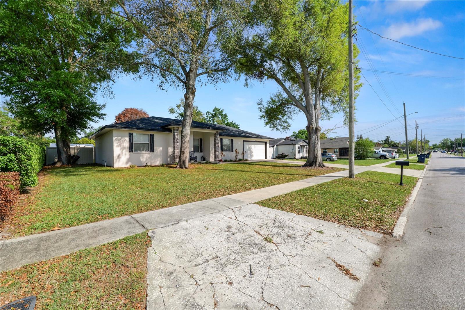 Image 40 of 43 For 113 Mckean Street