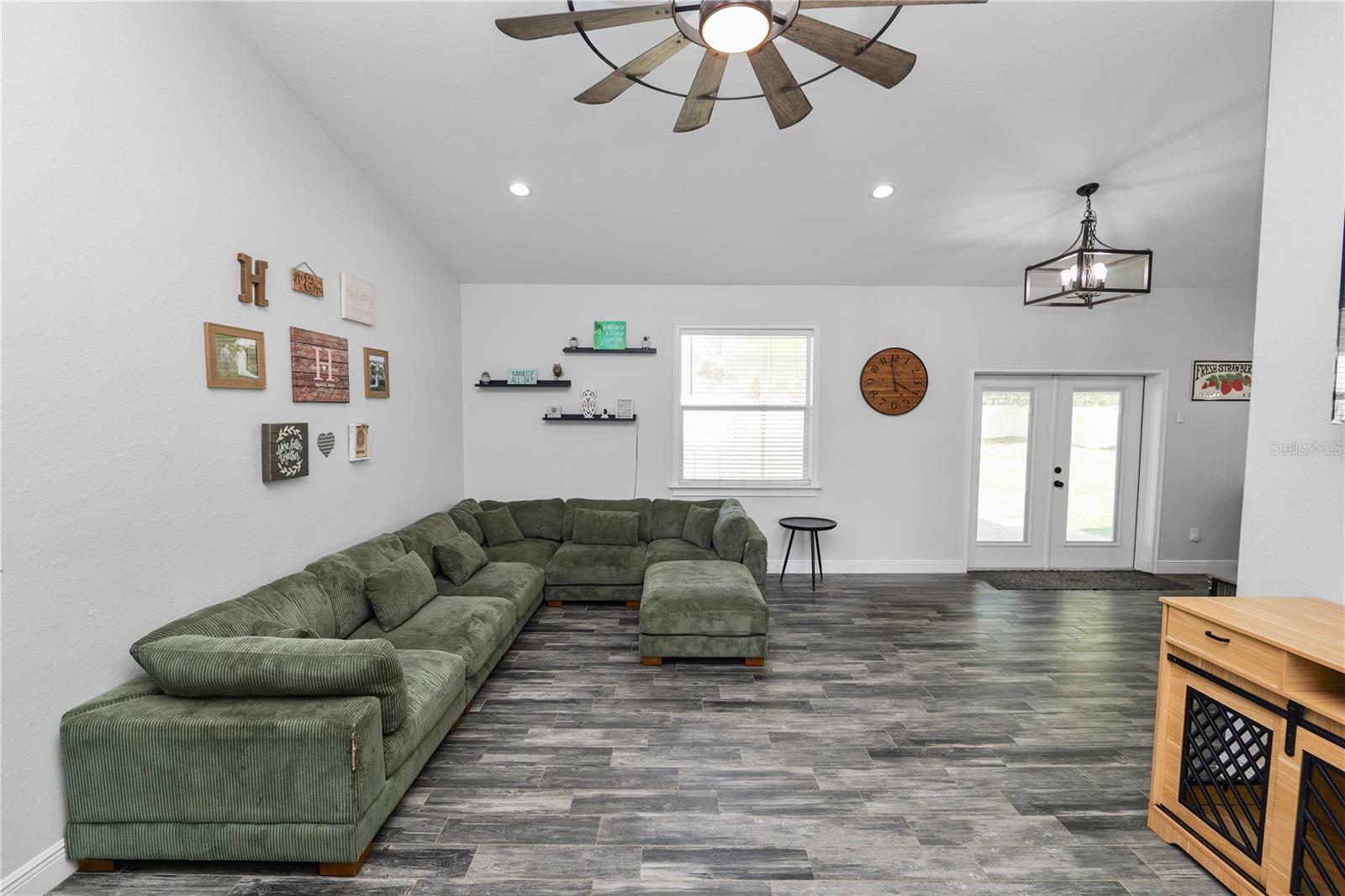 Image 5 of 43 For 113 Mckean Street