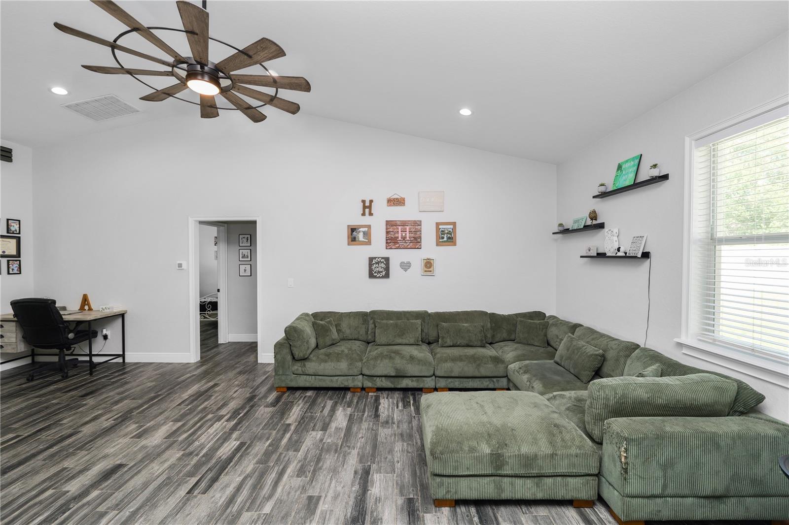 Image 6 of 43 For 113 Mckean Street