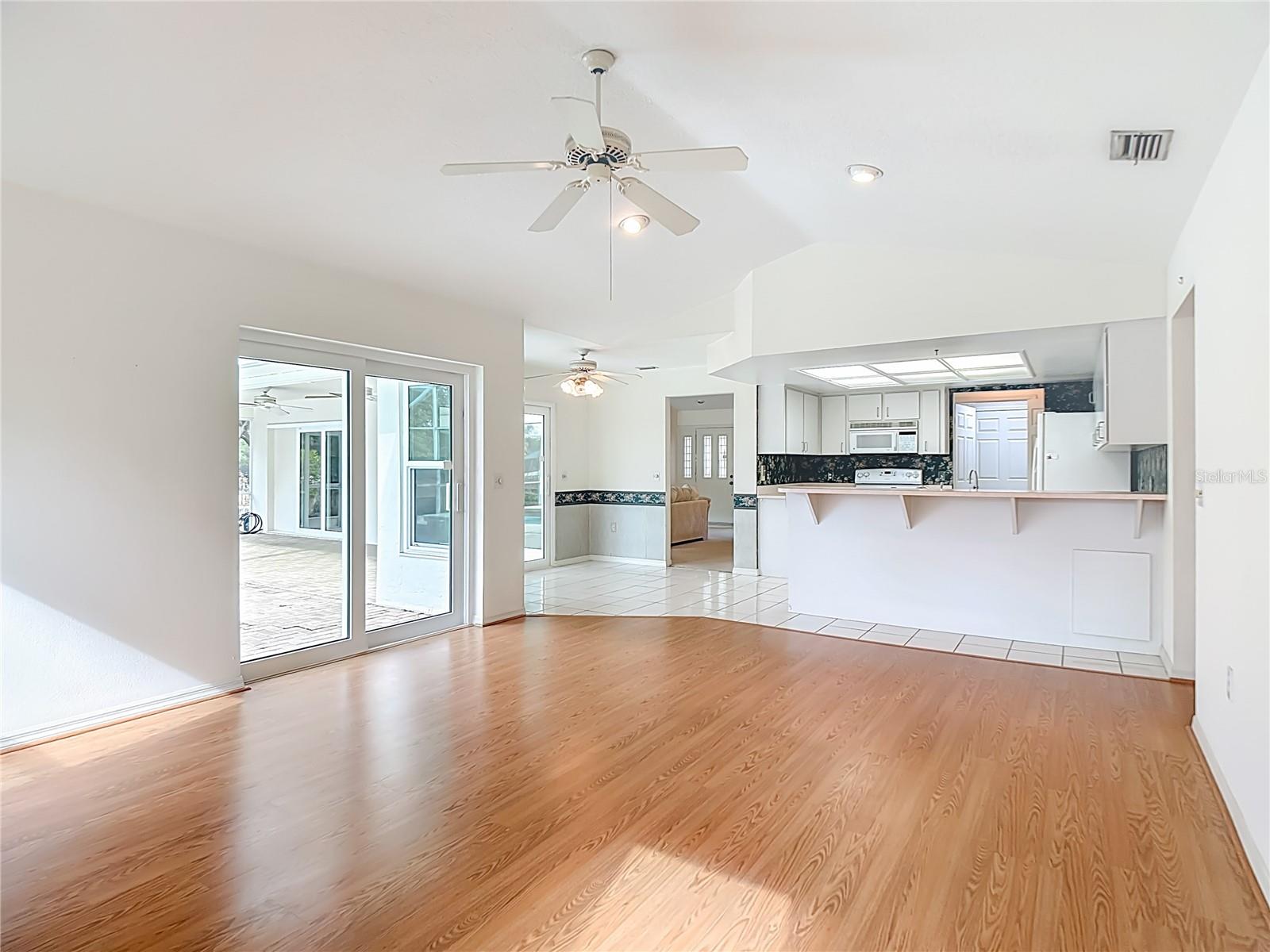 Image 10 of 49 For 5926 Buck Run Drive