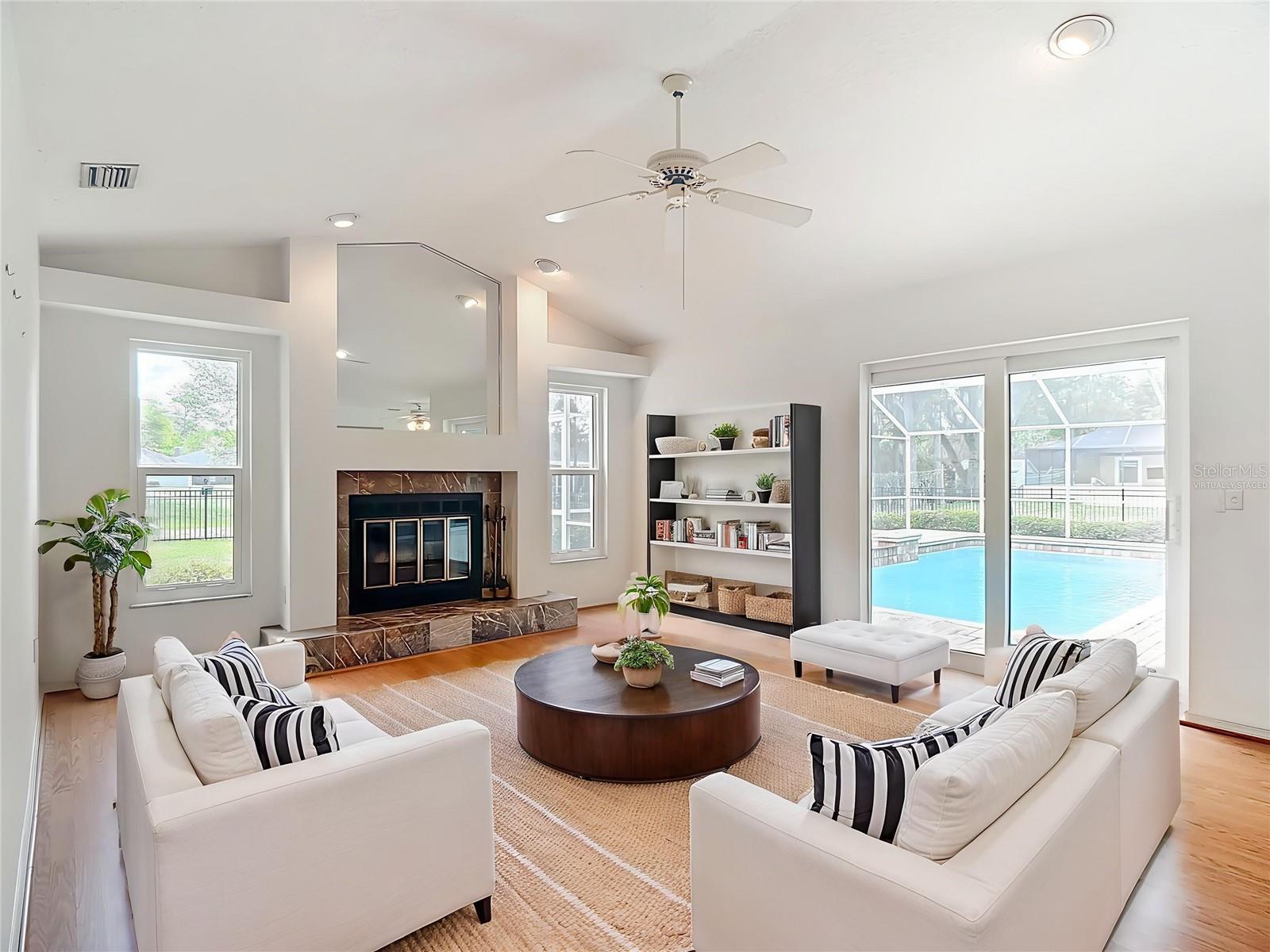 Image 12 of 49 For 5926 Buck Run Drive