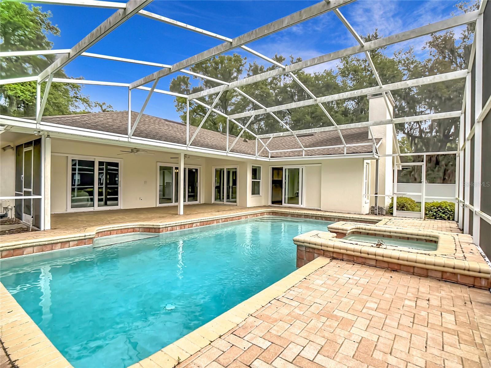 Image 19 of 49 For 5926 Buck Run Drive