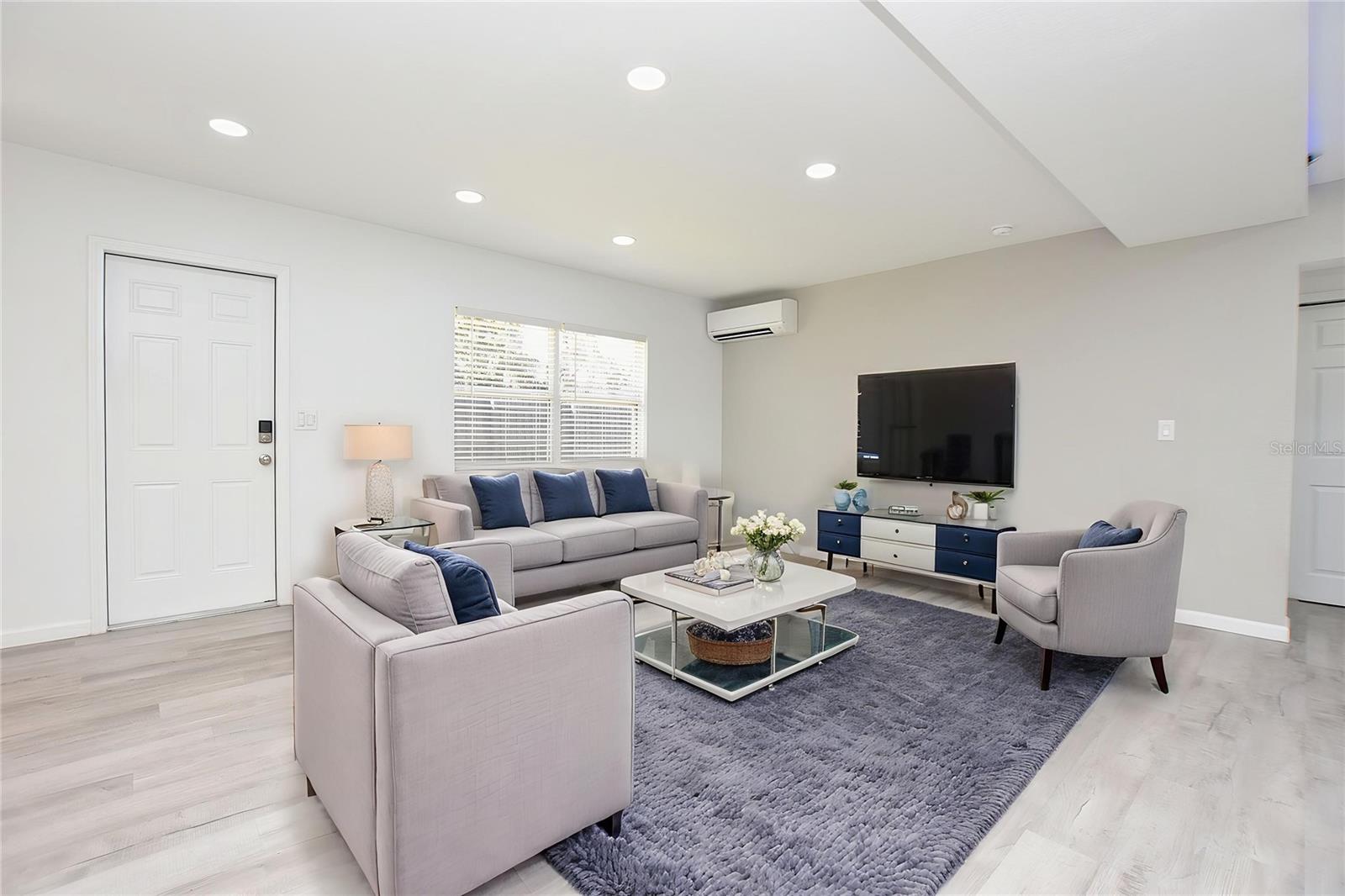 Image 10 of 44 For 3032 Spirit Lake Drive