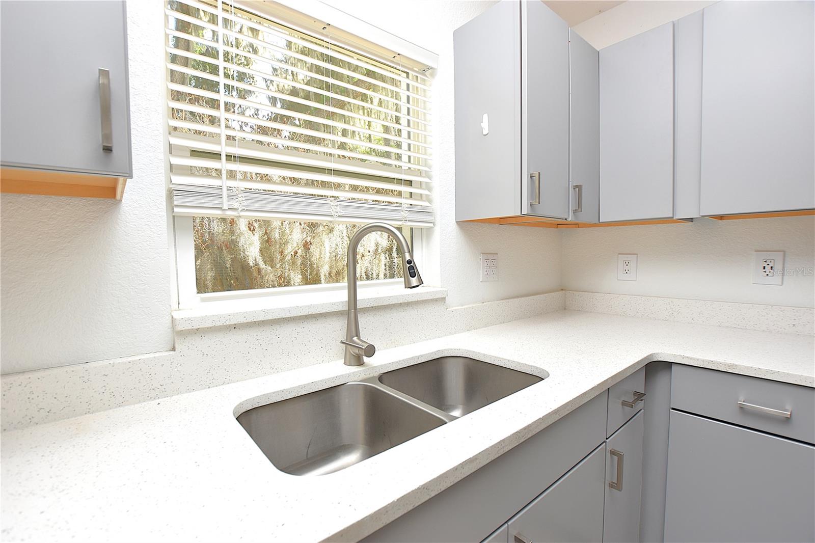 Image 14 of 44 For 3032 Spirit Lake Drive