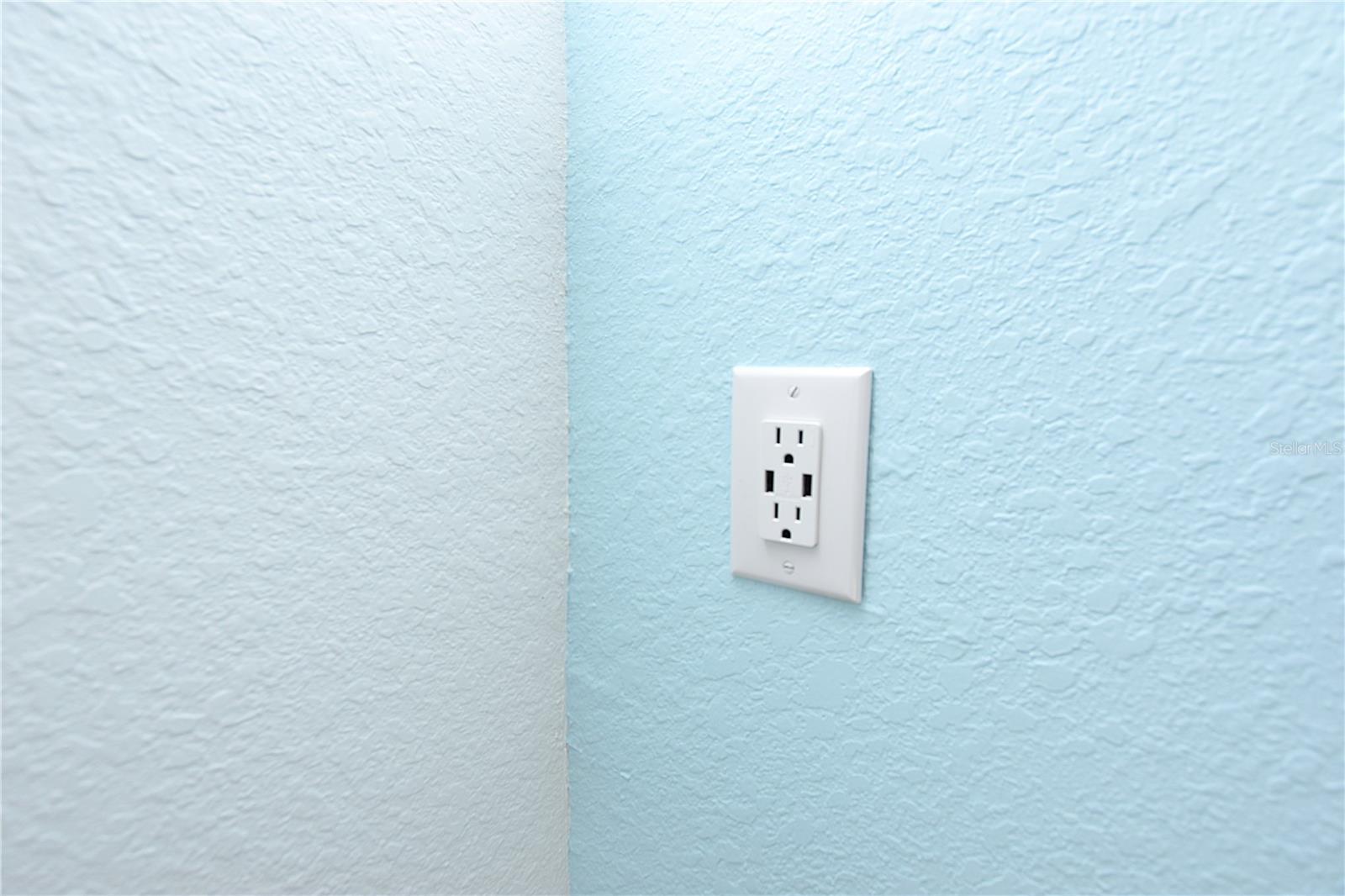 Image 20 of 44 For 3032 Spirit Lake Drive