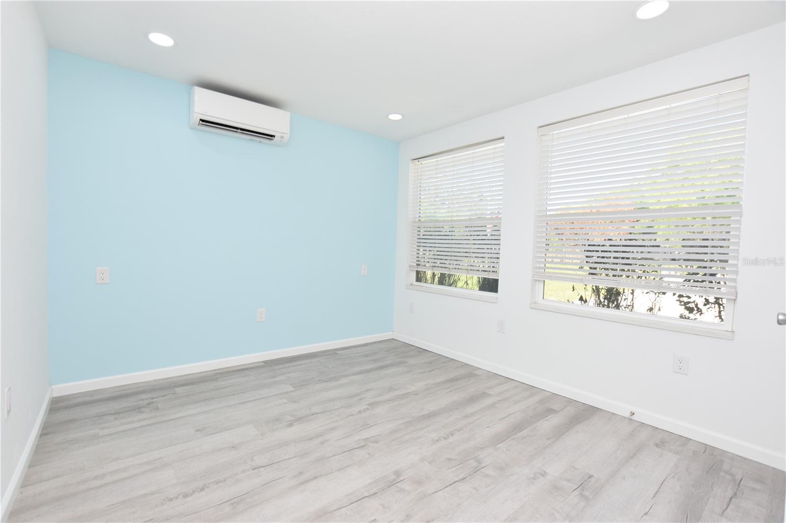 Image 26 of 44 For 3032 Spirit Lake Drive