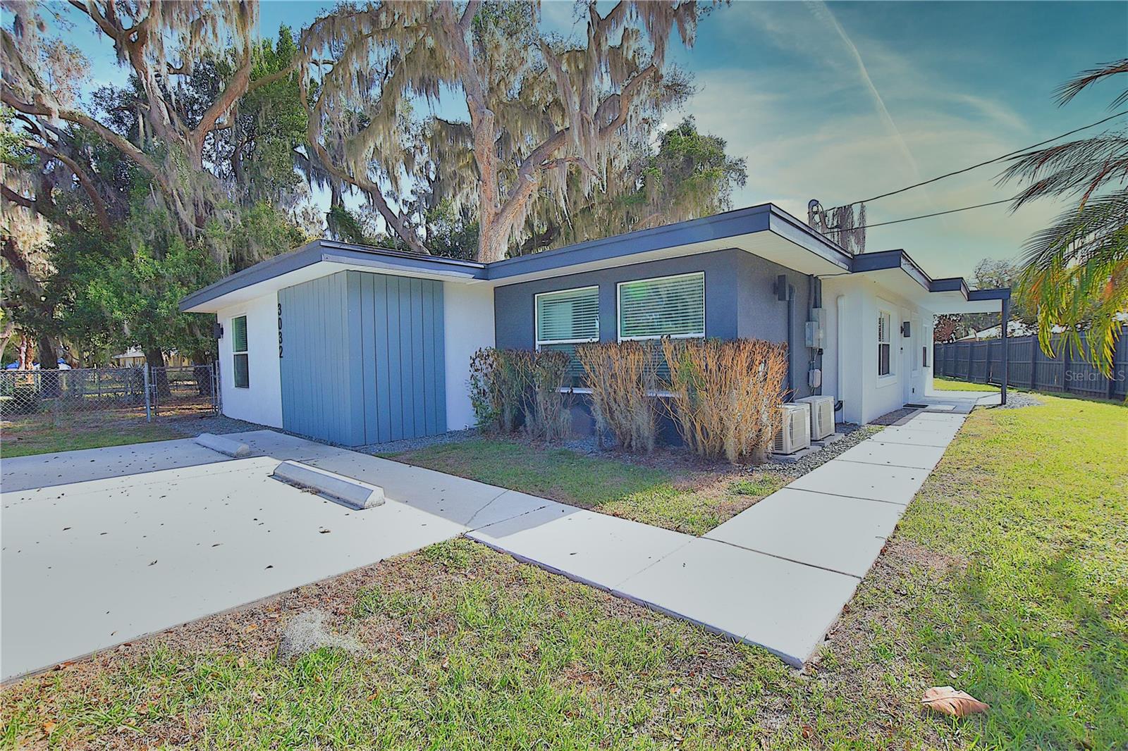 Image 3 of 44 For 3032 Spirit Lake Drive