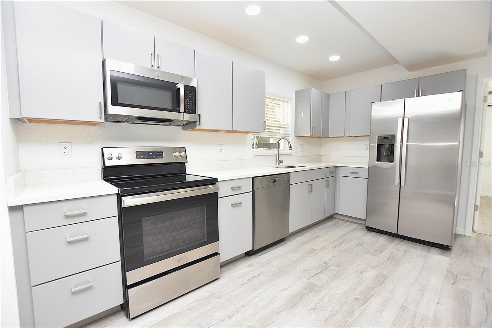 Image 7 of 44 For 3032 Spirit Lake Drive