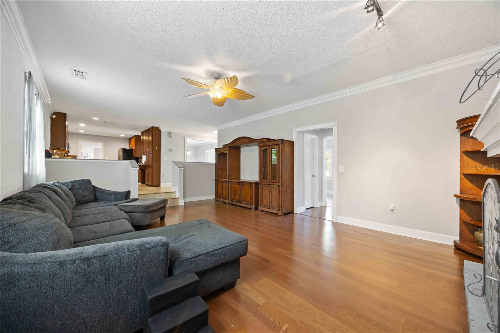 Image 12 of 43 For 1035 Old Polk City Road