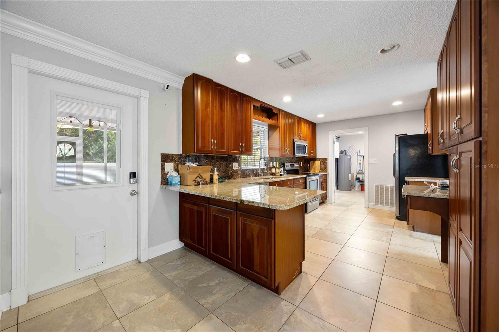 Image 14 of 43 For 1035 Old Polk City Road