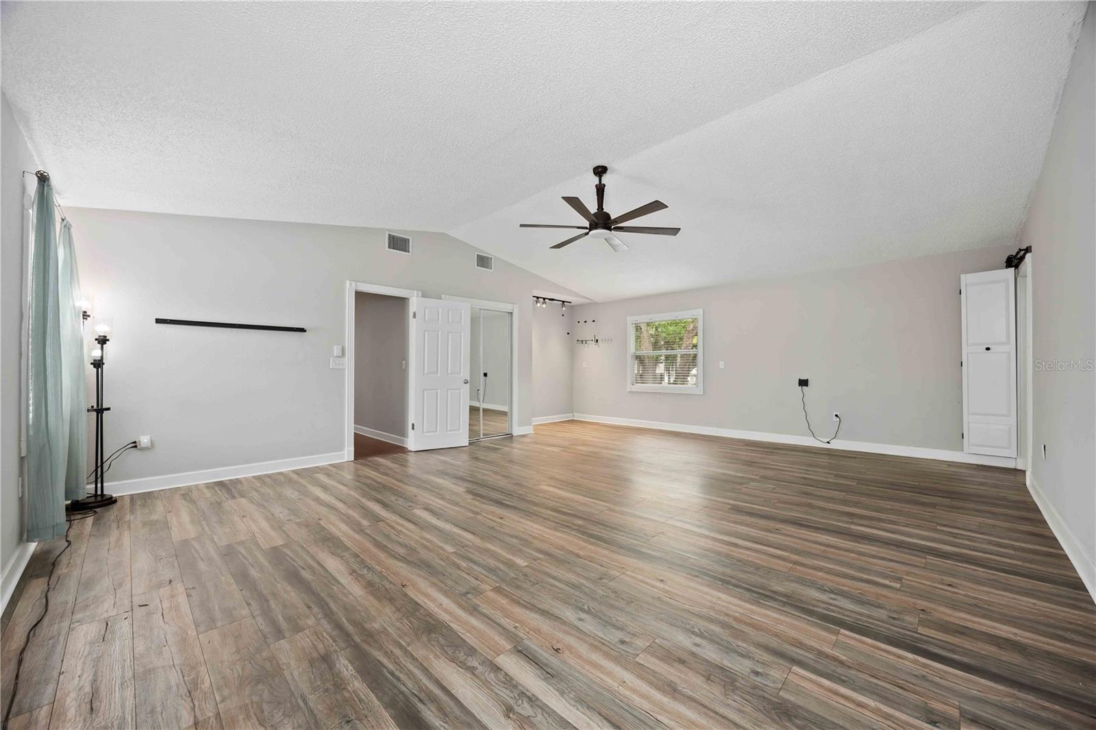 Image 33 of 43 For 1035 Old Polk City Road