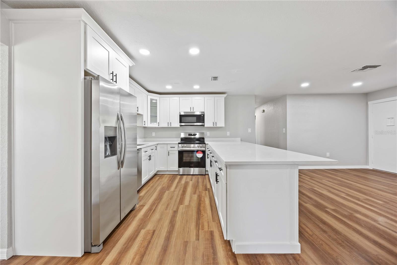 Image 13 of 39 For 1432 Banana Road