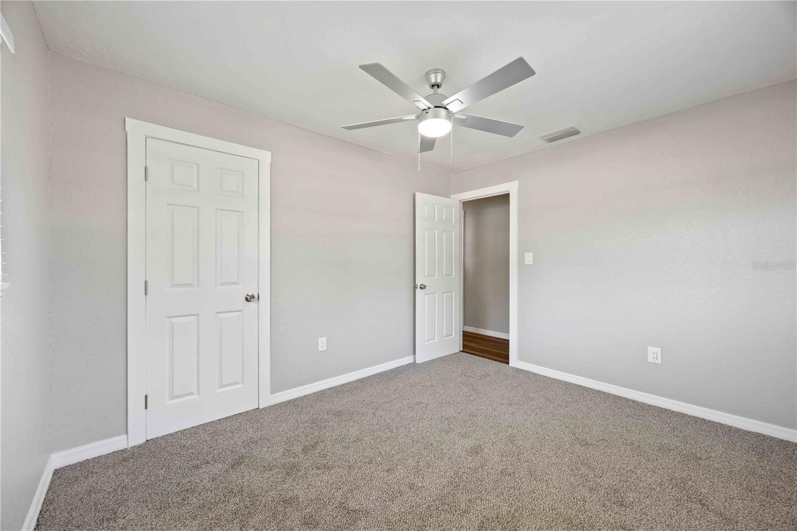 Image 26 of 39 For 1432 Banana Road