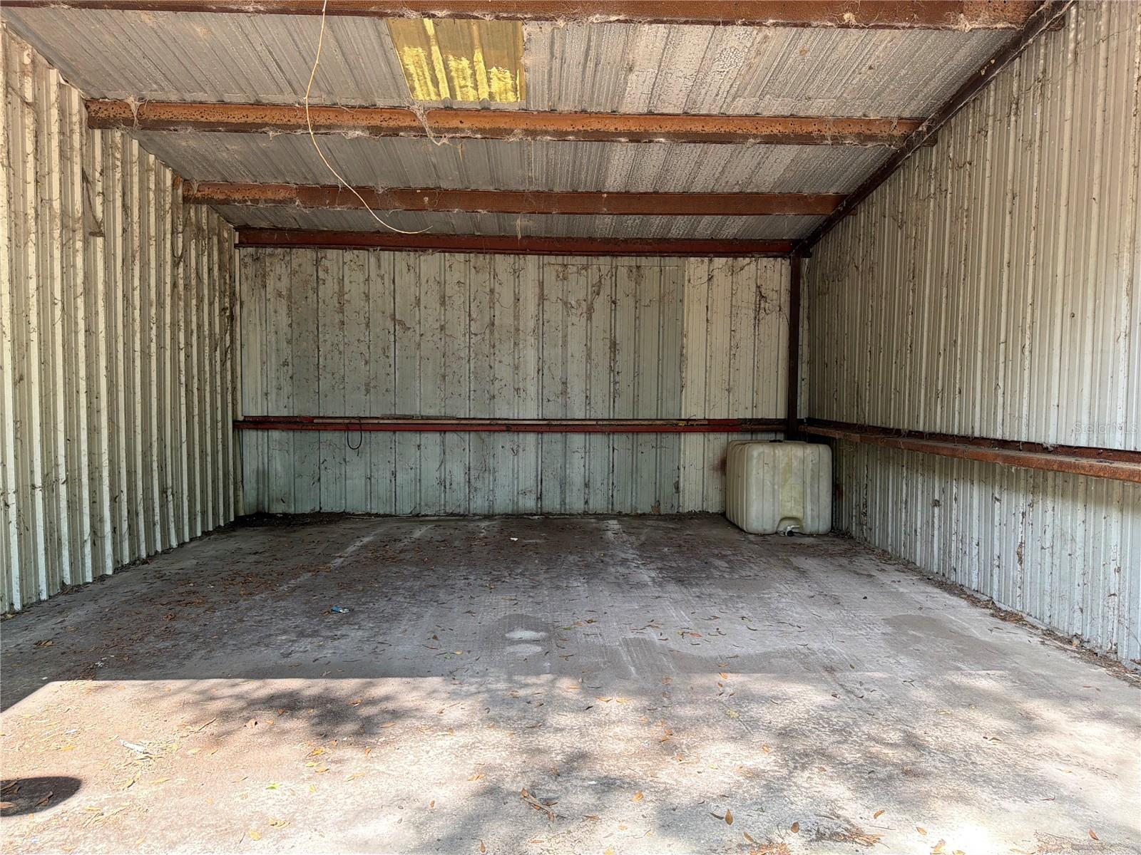 Image 31 of 39 For 1432 Banana Road