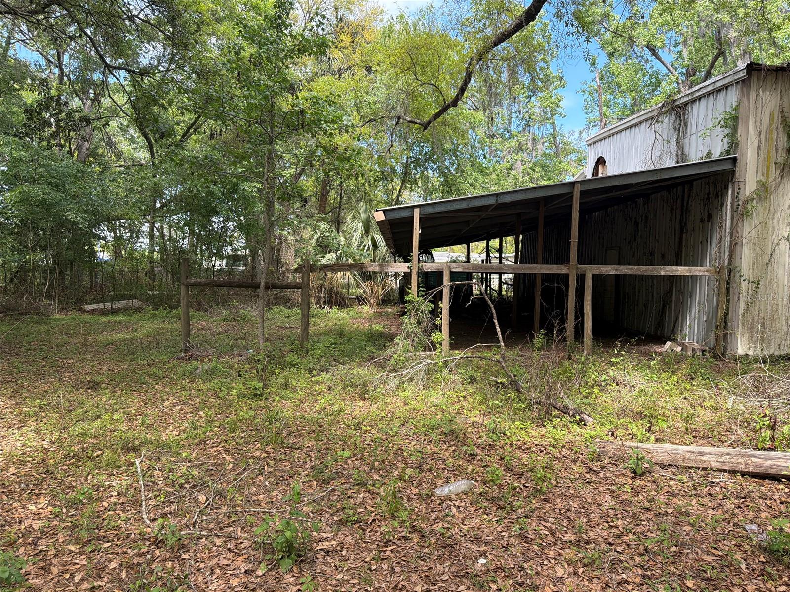 Image 36 of 39 For 1432 Banana Road