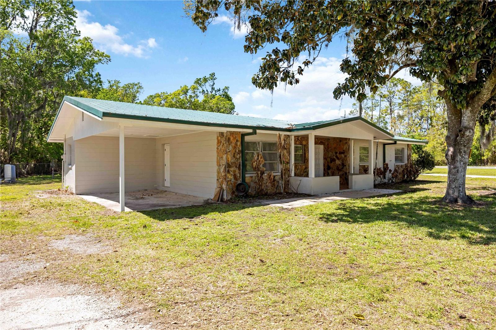 Image 4 of 39 For 1432 Banana Road