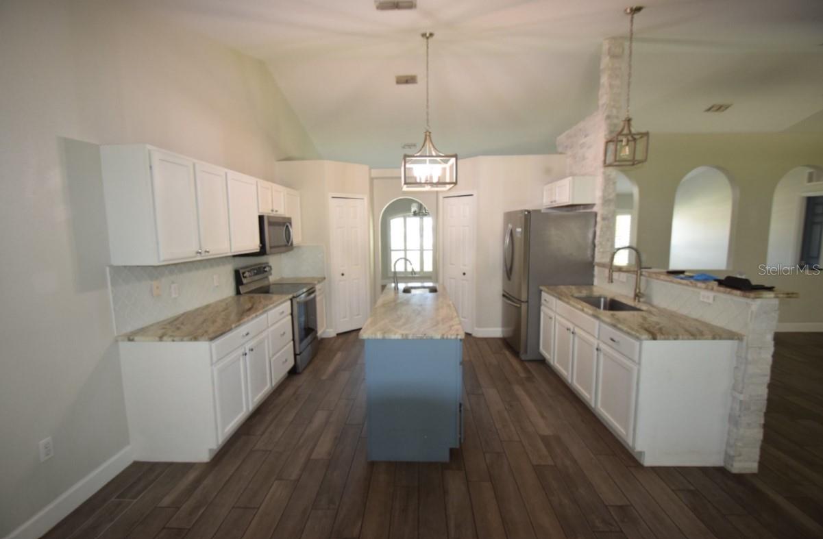 Image 14 of 30 For 241 Pine Shadow Lane