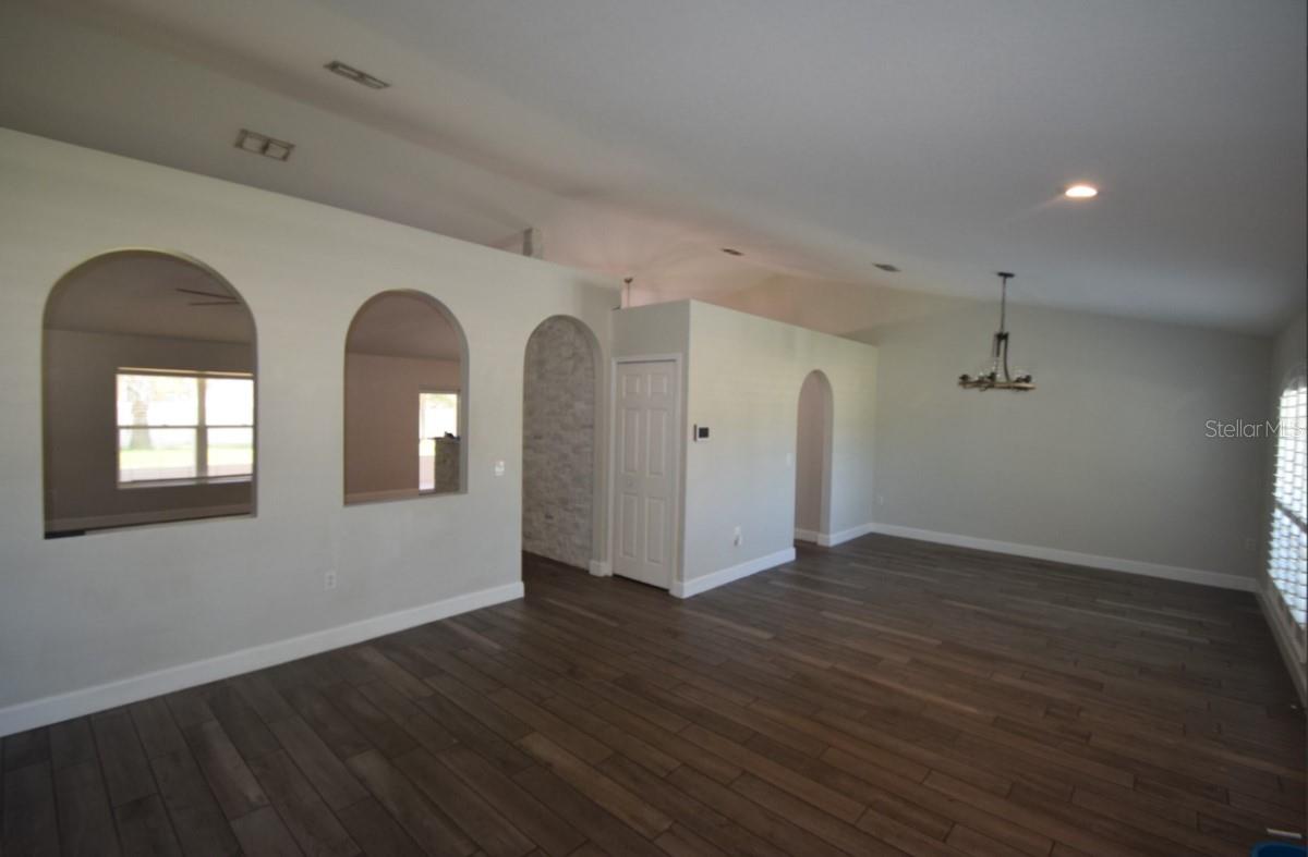 Image 22 of 30 For 241 Pine Shadow Lane