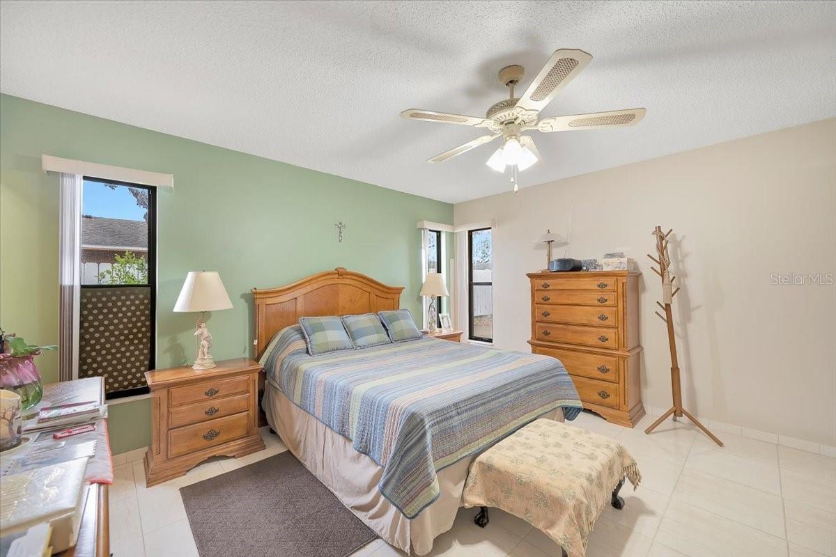 Image 18 of 41 For 711 W Frederick Ave